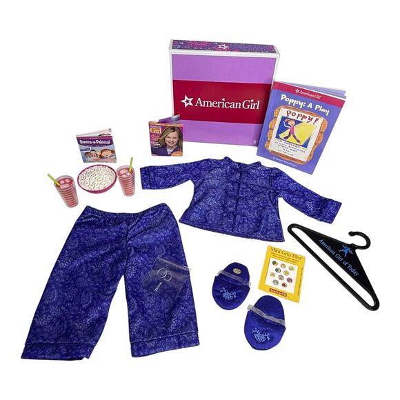 American Girl SLEEPOVER PJS & ACCESSORIES Purple Pajamas Popcorn Lemonade Books - Picture 3 of 13